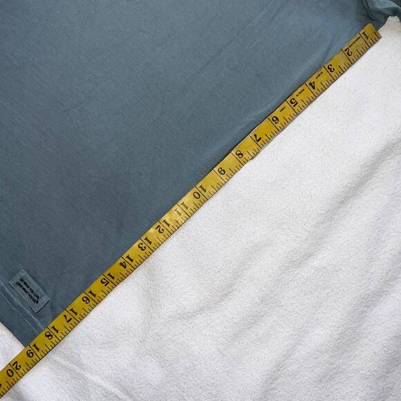 Life is Good "I'm Not Old, I'm Classic" Graphic Christmas Short Sleeve T-Shirt-L - Picture 6 of 12